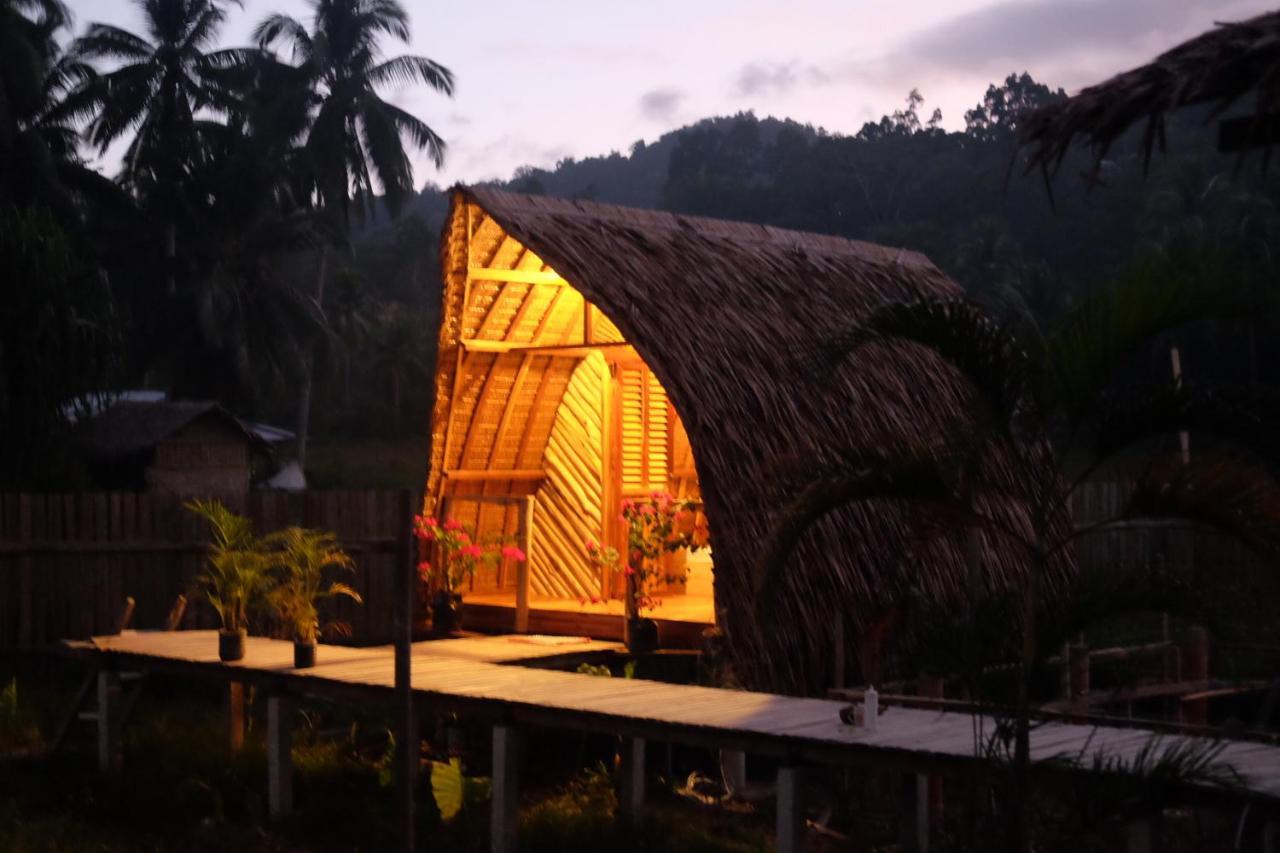 Palayan Paradise Huts Сан-Висенте Экстерьер фото