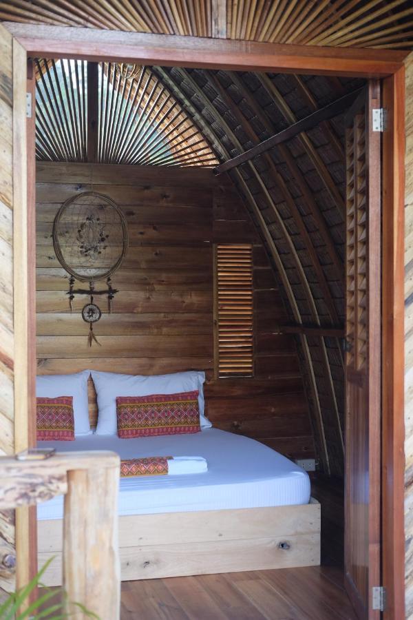 Palayan Paradise Huts Сан-Висенте Экстерьер фото